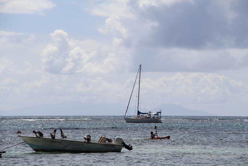 Be On The Beach Sainte-Anne  Exterior photo